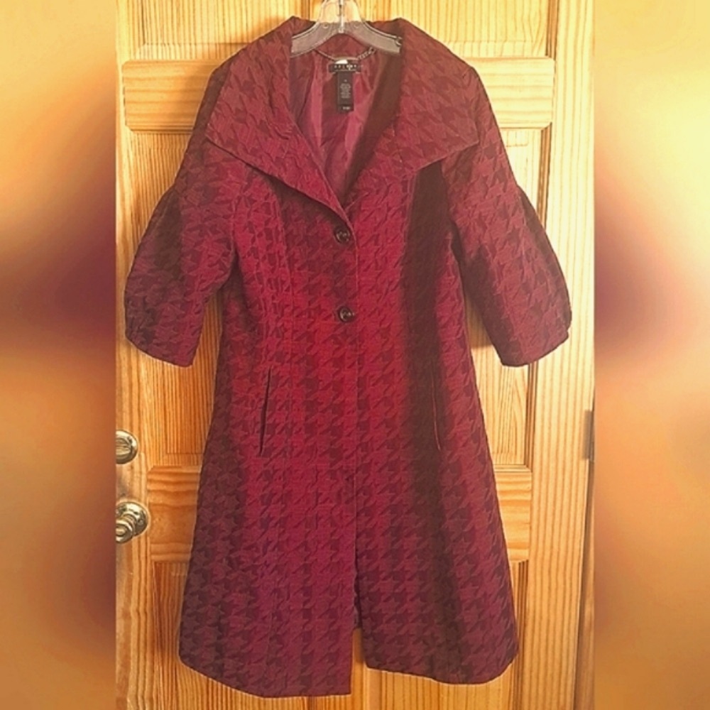 Axcess Burgundy Houndstooth Long Coat sz 12 NWOT